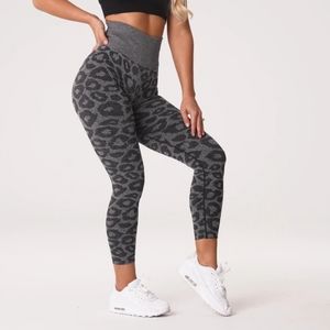 NVGTN Black Speckled Leopard Seamless Leggings